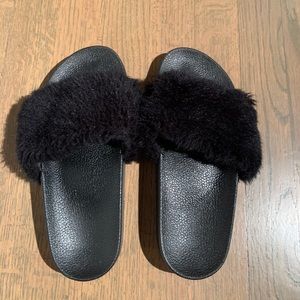 Steve Madden Black Fur Slides